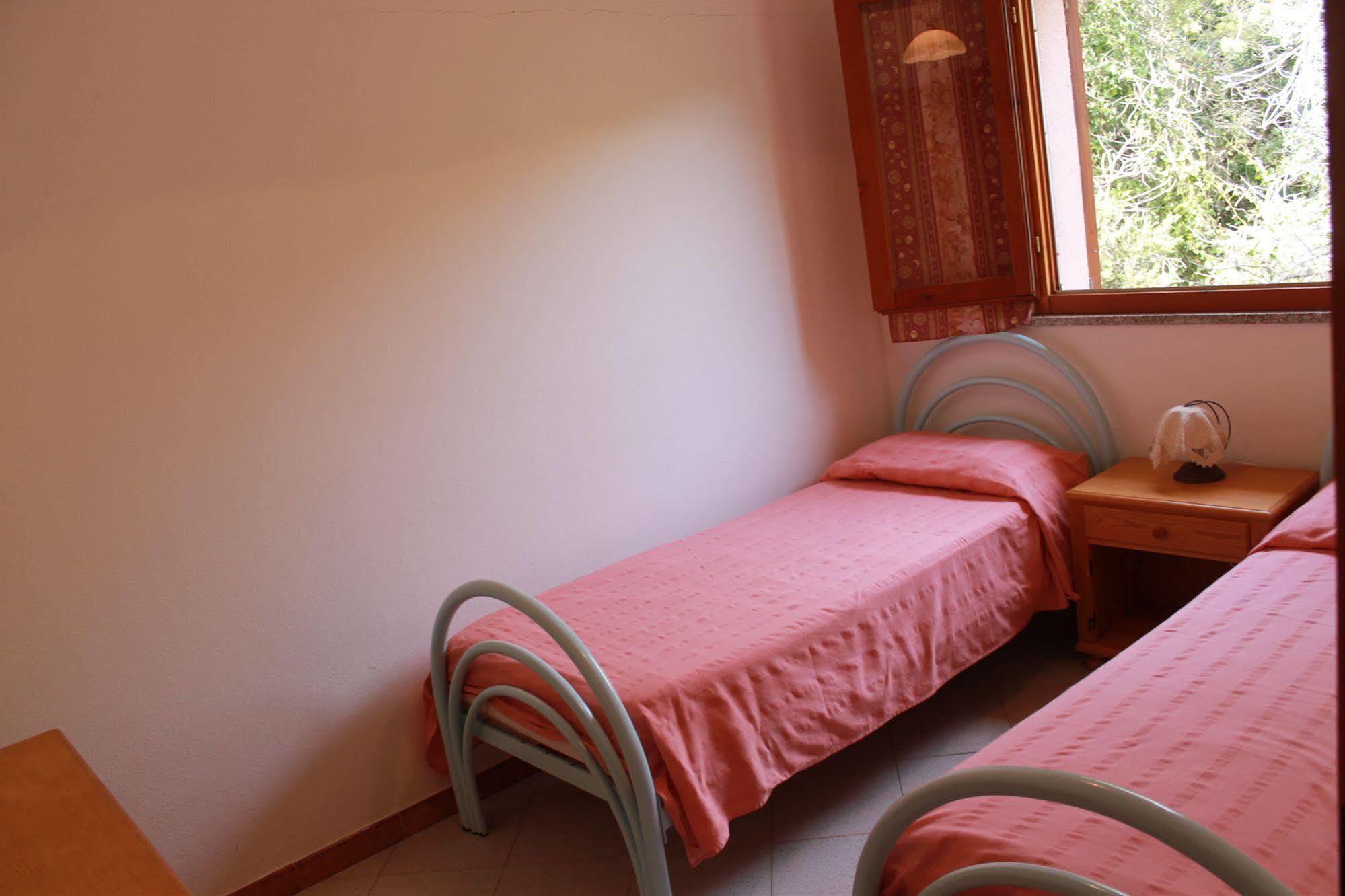 Rena Garden Apartments سانتا تيريزا غالّورا المظهر الخارجي الصورة
